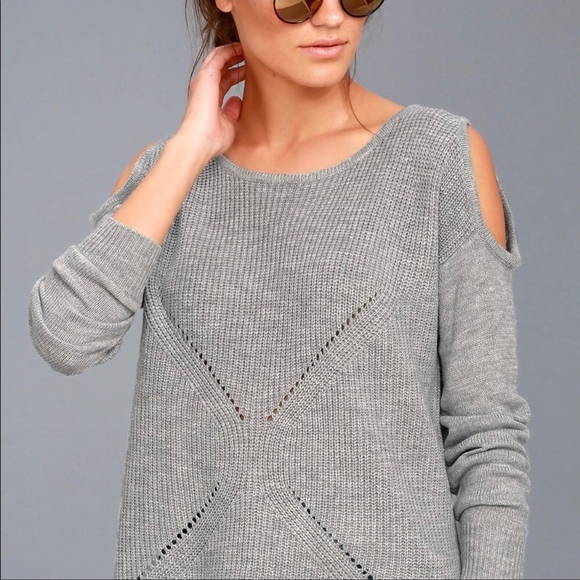 Lulus Sweaters - NWOT Lulu's Gray Cold Shoulder Sweater